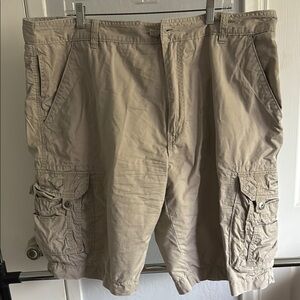 Men's Tan Cargo Shorts
